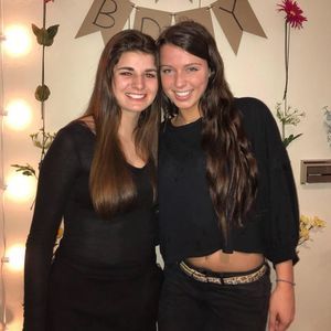 Meet your Posher, Casey